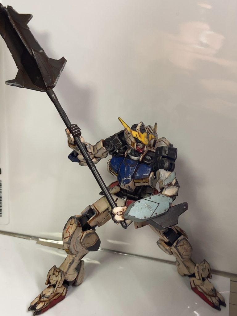 武器もつくりました。まだまだ未熟ですがかっこいいです。