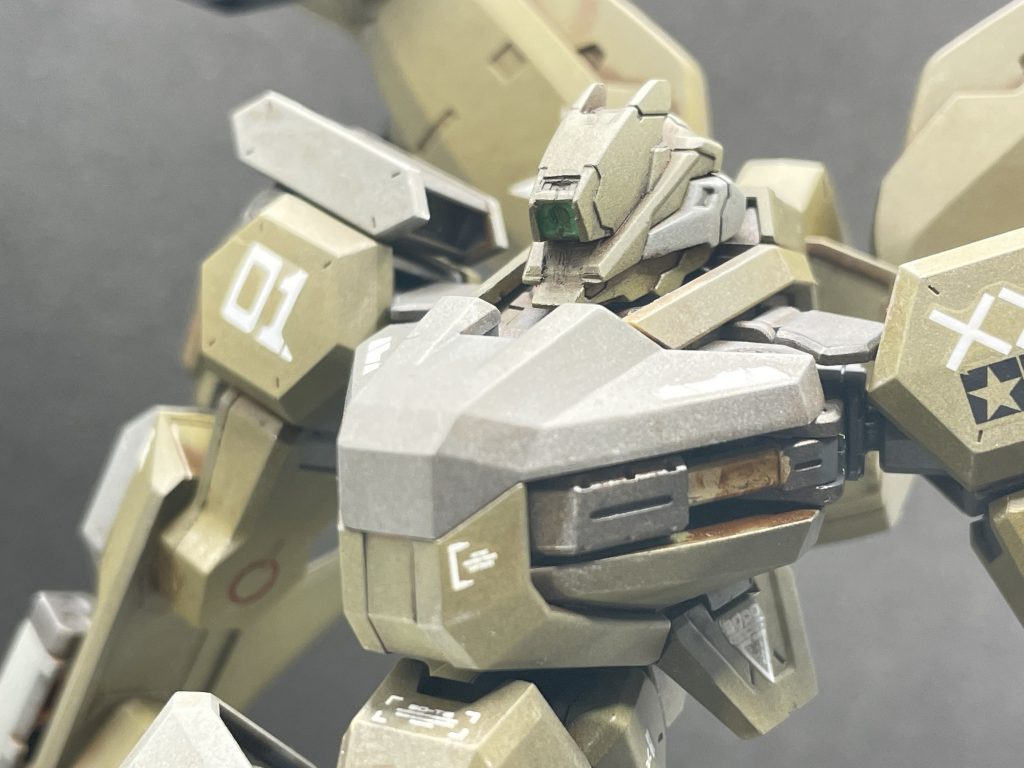 メイレスレイキ自体HGのガンプラより少し高いのでHGのヘッドをつけるだけで小顔効果がありますねどこかアーマードコアみのある出立ちに