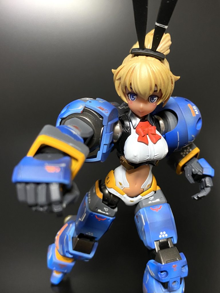 可愛い顔して容赦なく殴るタイプ。君が泣くまでっ!!殴るのをやめないっっ!!