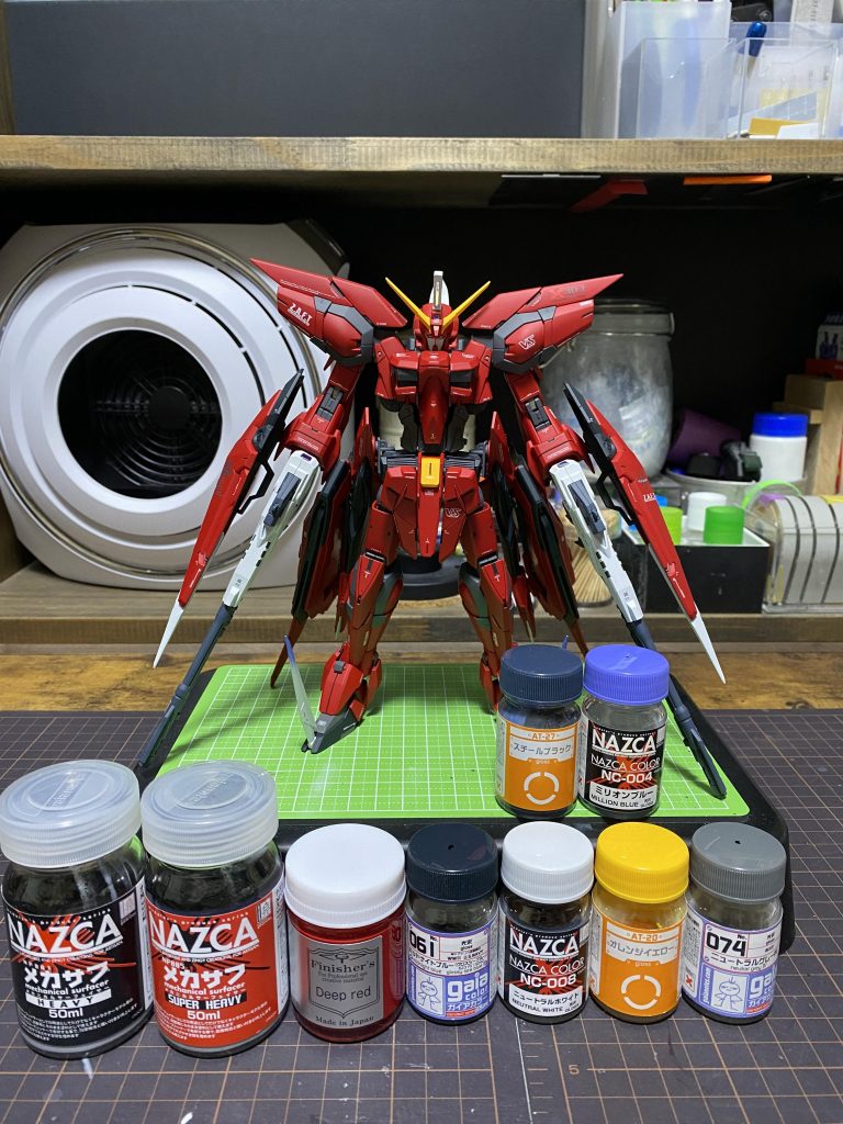 塗料です。フレーム1･･･メカサフ ヘビィ1:1スーパーヘビィ(G)フレーム2･･･シナイグレー1(M)レッド･･･ディープレッド(F)ネイビー･･･ミッドナイトブルー(G)ホワイト･･･ニュートラルホワイト(G)イエロー･･･オレンジイエロー(G)グレー･･･ニュートラルグレーⅣ(G)武器グレー･･･スチールブラック(G)グラデーション･･･ミリオンブルー(G)※ガイア(G)、フィニッシャーズ(F)、モデルカステン(M)ご覧頂きありがとうございました( •̀ᴗ•́ )/