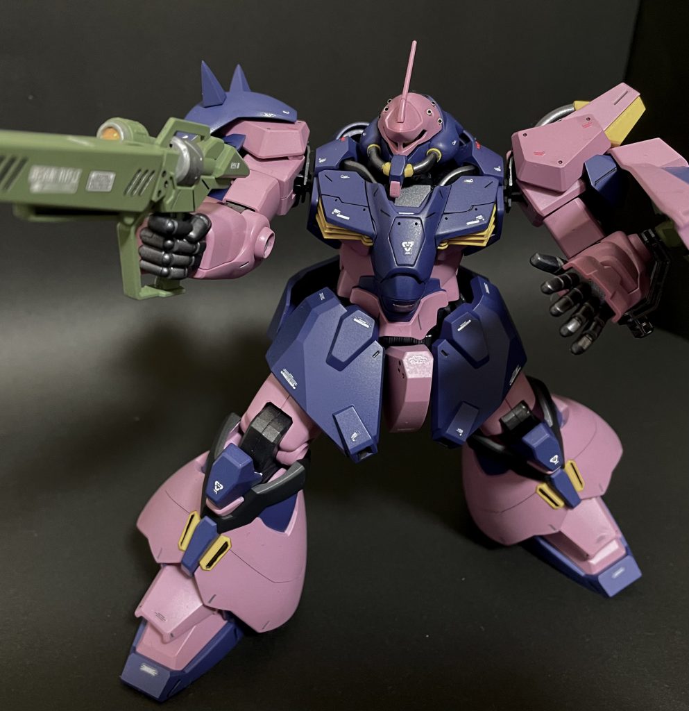 このキットに付属する平手…。これは良い物です。（欲を言えば右手も欲しかった！！）