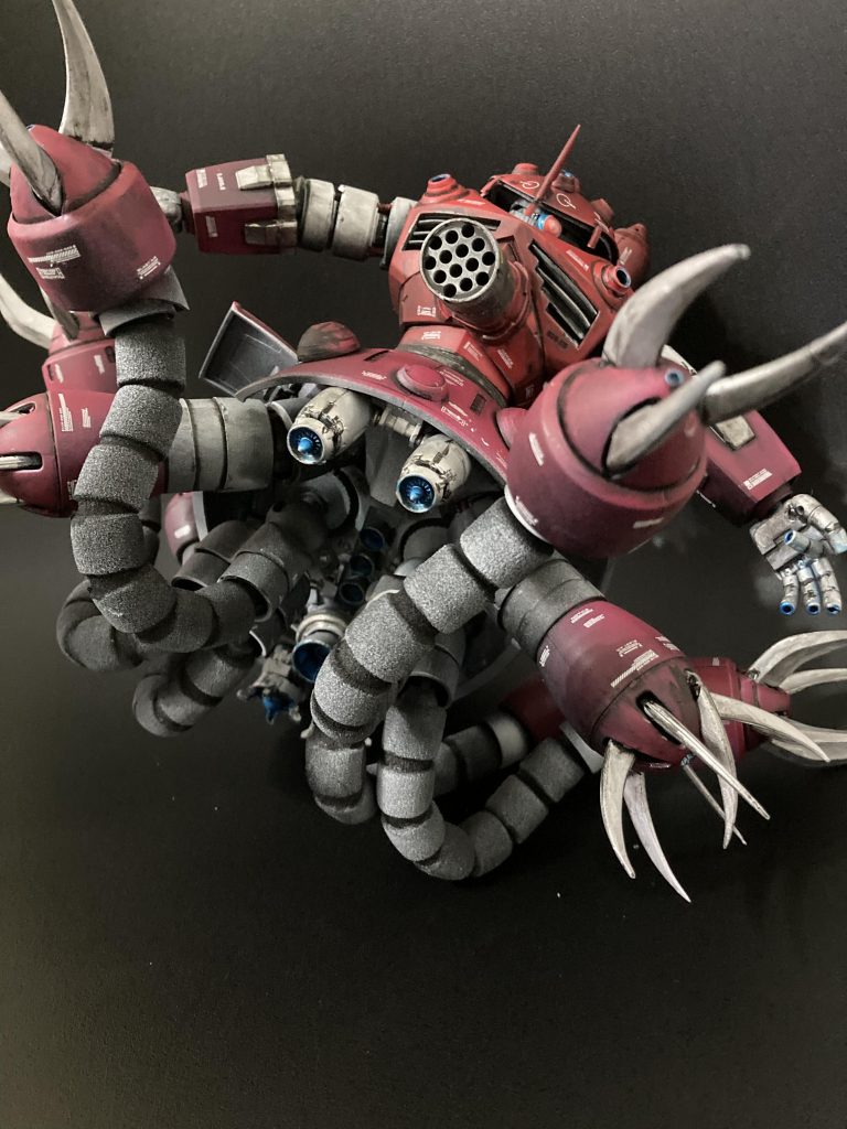 RGジオングが再販でも手に入らなくて、悔し紛れでポージングを寄せてみました（余談）