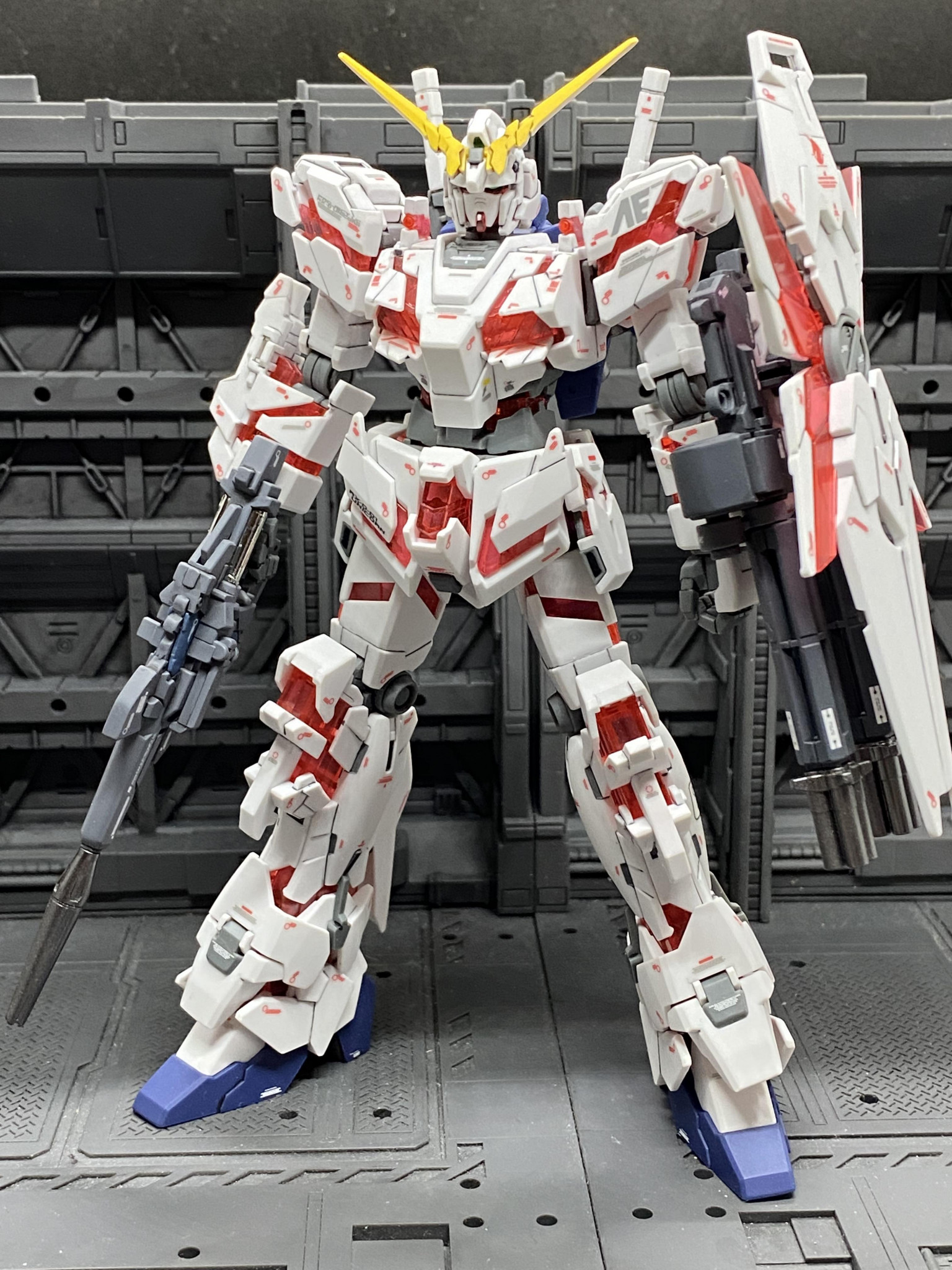 Hguc No 100 Rx 0 ユニコーンガンダム デストロイモード ウサ男さんのガンプラ作品 Gunsta ガンスタ