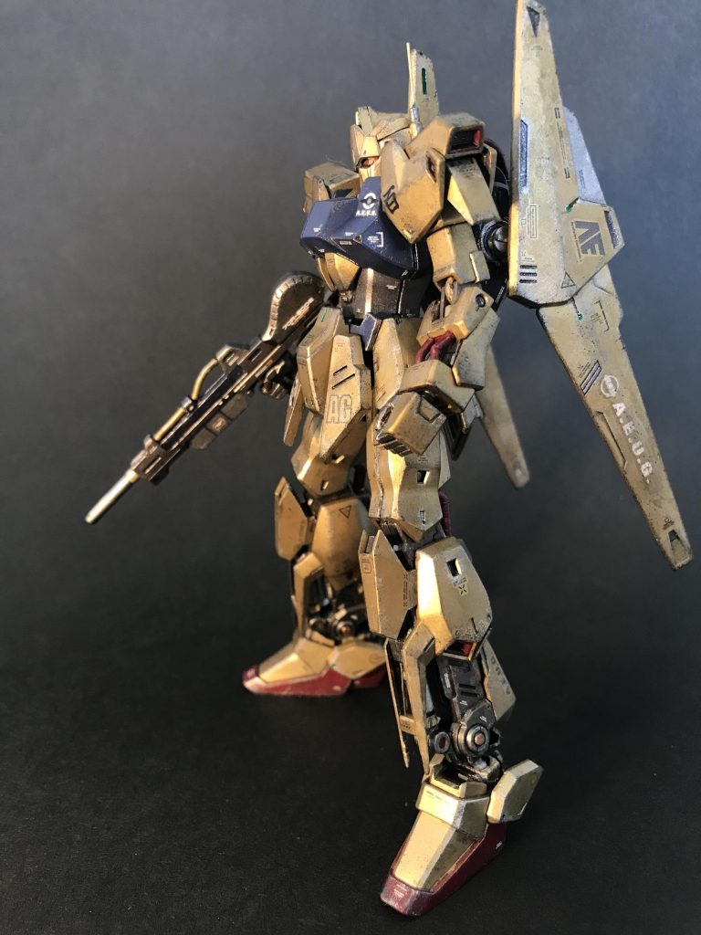 スネのトンガリ外装パーツは削ってさらに尖らせたんですがこれまた先がポキポキ折れる事故発生、、、泣左右共に2〜3回は折れてますw