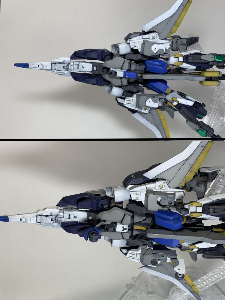 この機体の作成にあたり、MS形態でのウィンダムの形状をなるべく崩さずに、可能な限り戦闘機に近いフォルムへの完全変形をさせるべく頑張ってみました。特にこの機体を要撃機と定めてからは、ランディングギアの完全展開ギミックにはかなり悩み、最終的に股間部と翼部に組み込むことにしました。(肩も検討したのですが、バランスとスペースの都合で断念。。。)
