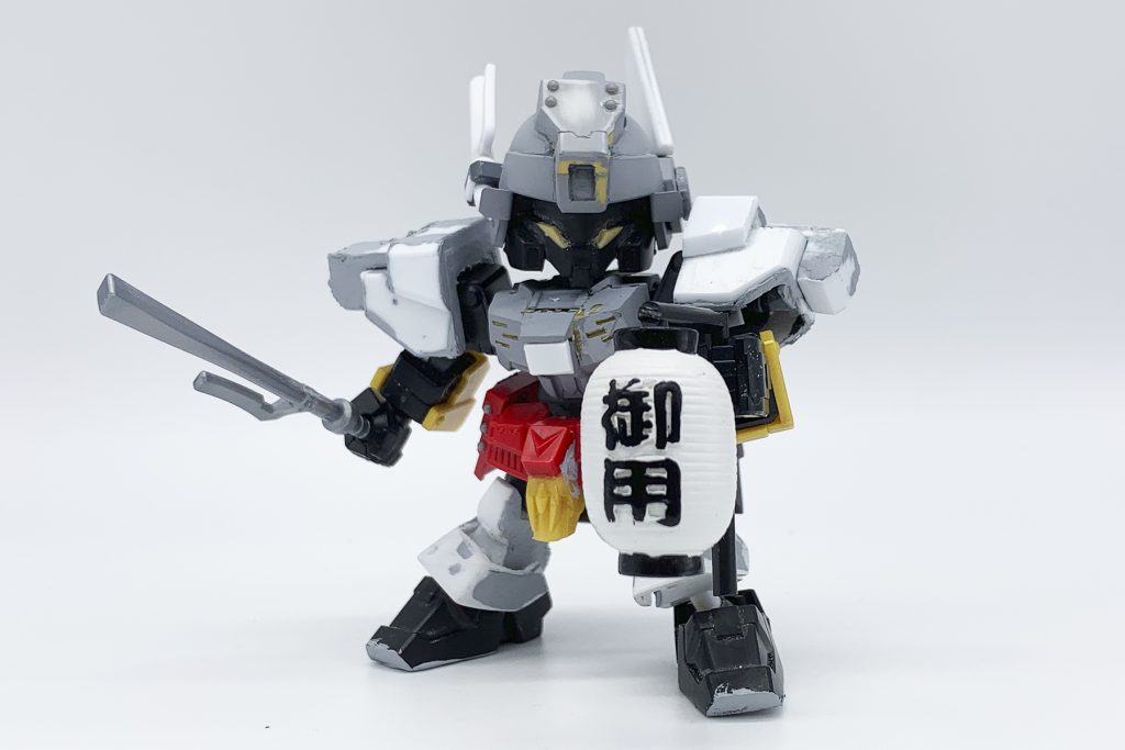 部隊兵・関羽雲長ν・LGBB武者をベースに、ジャンクパーツなどを使用し、制作しています。御用提灯はストラップを改造。