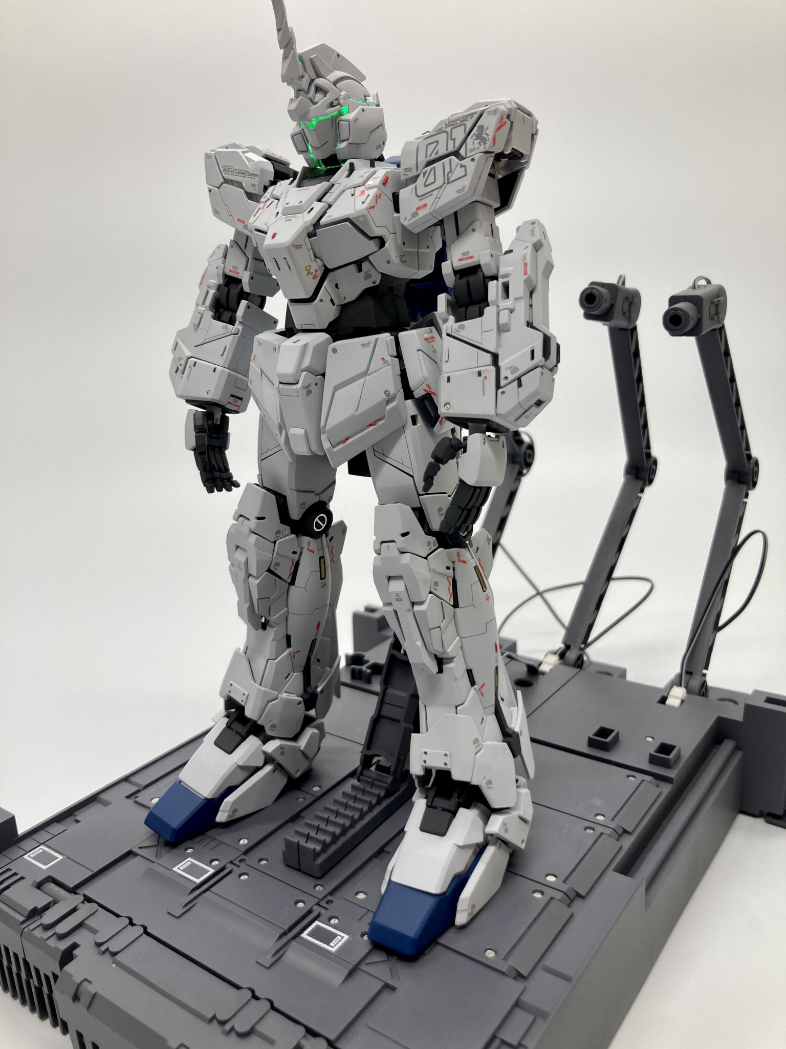 MGEX 1/100 ユニコーンガンダム Ver.Ka ユニコーンモード｜Meloplaさん