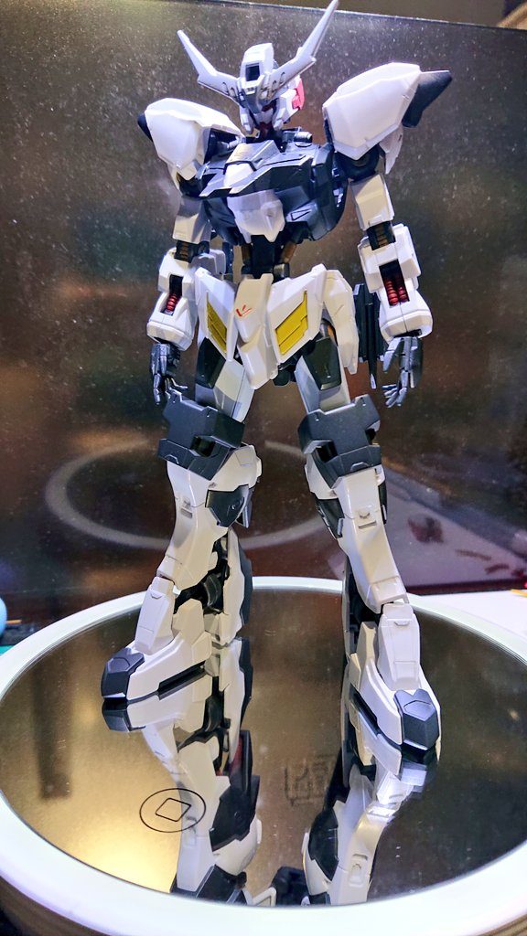 HG ガンダムアスタロト 紅月–3枚目/制作者：いッサン