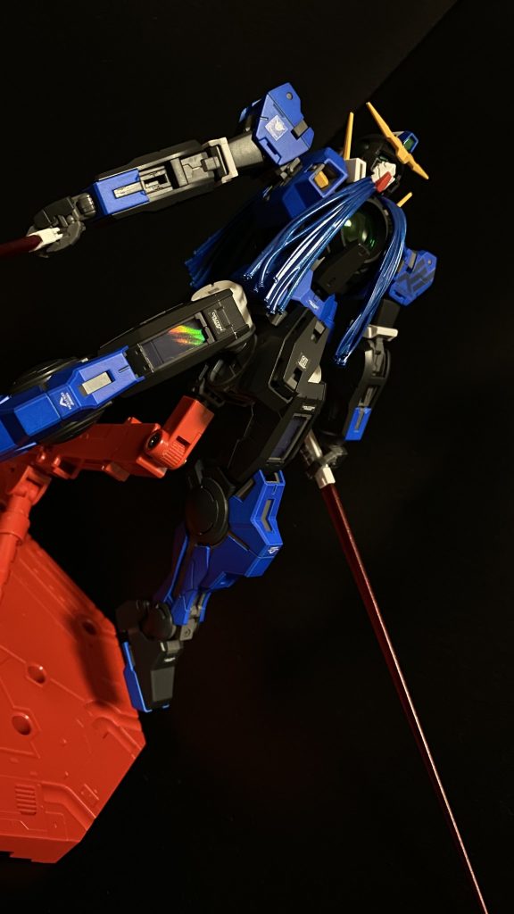 　このガンダムゼルクが行った、人革連秘密基地に対する、ソレスタルビーイングによる「武力介入」は、世間的、表向きには、人革連の所有、管理する資源採掘基地の大規模爆発事故、という形で世界に知られている。しかし、後からになり、赤い粒子の光を見た。戦闘の光を見た。という目撃談も出て来たが、同時期にチームトリニティのスローネによる無差別「武力介入」が横行していたこともあり、世界の関心はそれ以上になることはなく、当の人革連としても世間を騙し基地を建造していたこともあり、黙秘をしていたようである。　この作戦については、ヴェーダ単独の作戦行動の為、当時のソレスタルビーイングのメンバー、スタッフ共に、誰も知らないようだ。高いレベルまでアクセスできるメンバーですら、知らなかったようである。おそらく、ヴェーダの秘匿されたアーカイブ内には、このような事象が複数あると思われる。