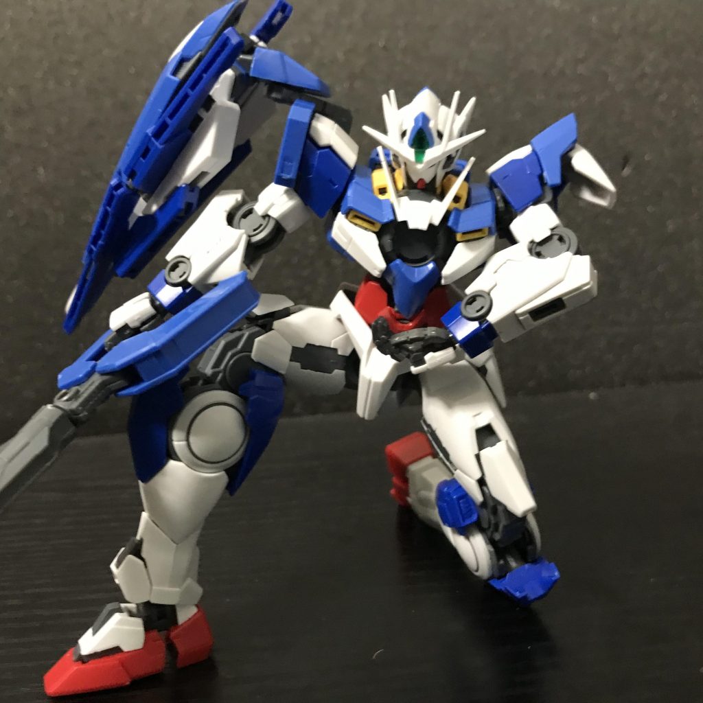 以上クアンタさんでした!!かっこいい……かっこいいぞ!さすが最終搭乗機と言ったところですね!特報時デザインもかっこいいので是非とも!見てみてくださいwえ何?バスターソード?クアンタムバースト?うーんと……逆に考えてみてください?私がバスターソードとクアンタムバーストの写真を使わなくてもこれだけかっこいいんですよ?実質使えばもっとかっこいい……かっこいいもの独り占めしたくないですか?ということで是非購入してください!!(嫌な奴)では!ご観覧いただきありがとございました!!今回の長文……と!いつも通りの少ない文……どっちがいいですか?