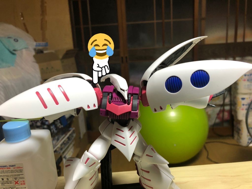 完成！したものの、関節の保持力が弱く、腕が下がってしまいます…