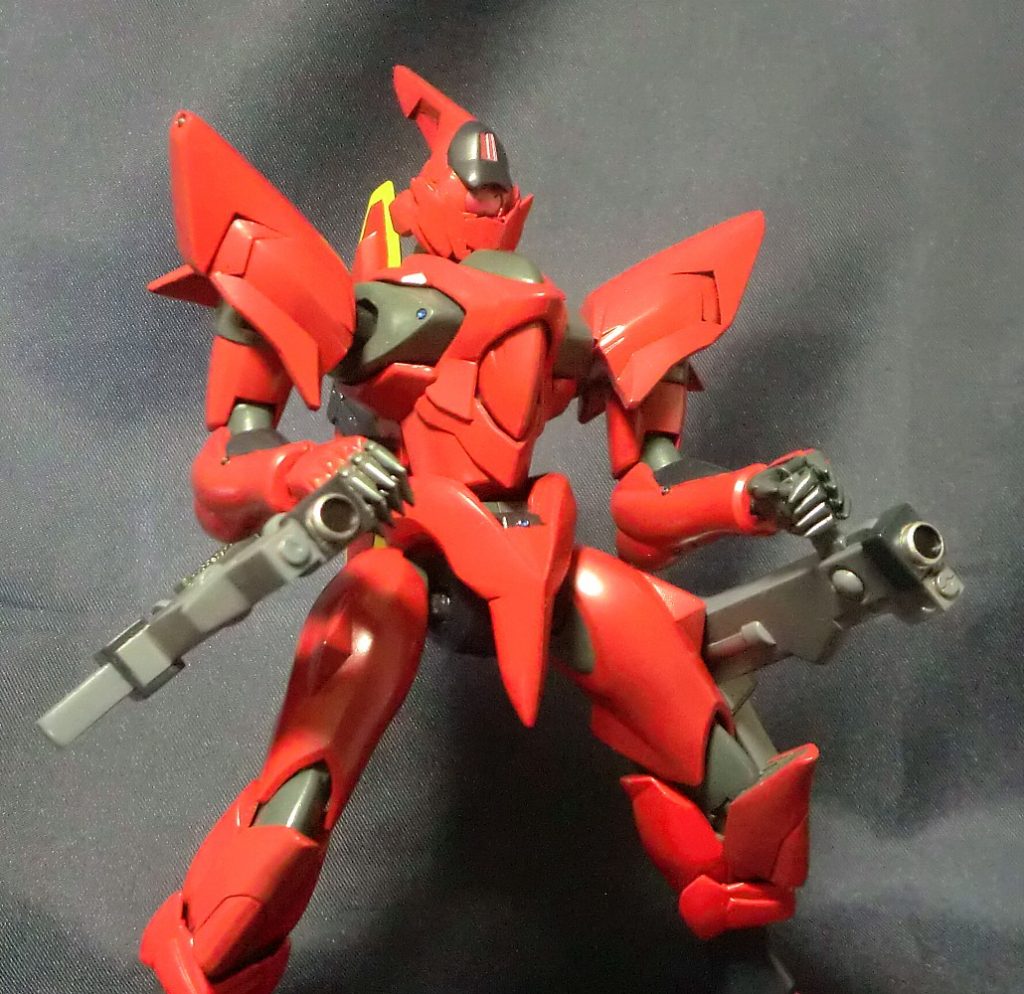 アームの可動域の問題で斜めになるのが残念