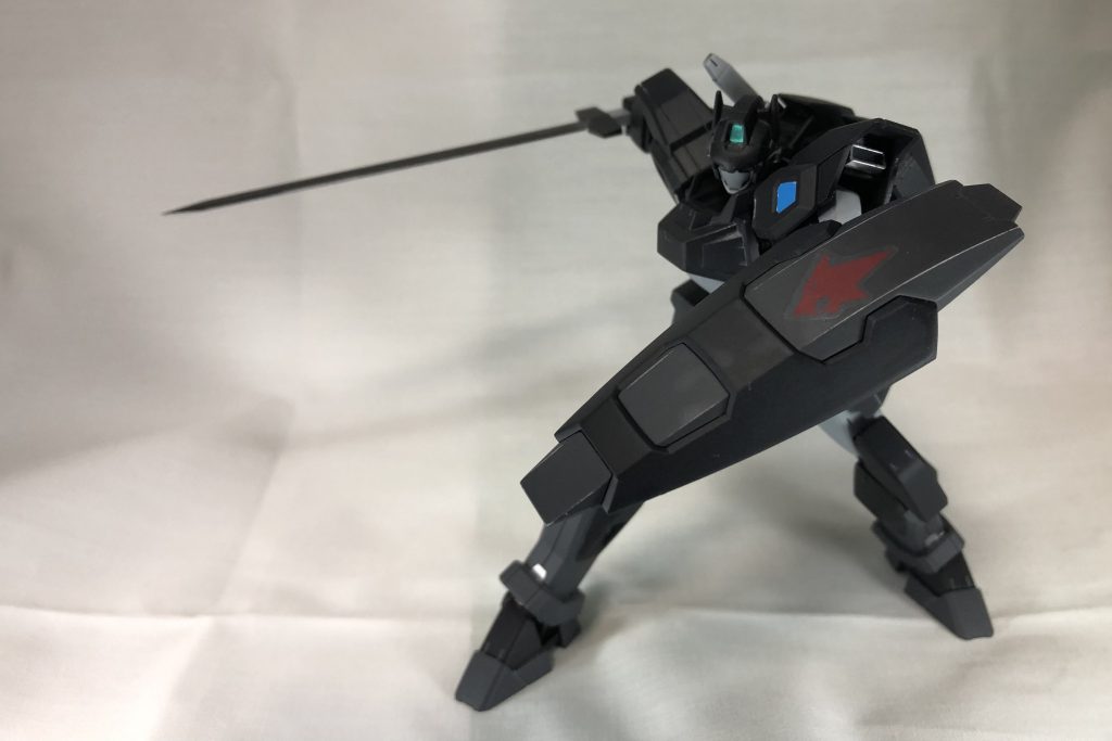 何も語るまい(語ることが無いとも言う)デカい剣、上等な盾、推進力、それとパイロットの筋肉があれば大体のことはきっとなんとかなると信じてる