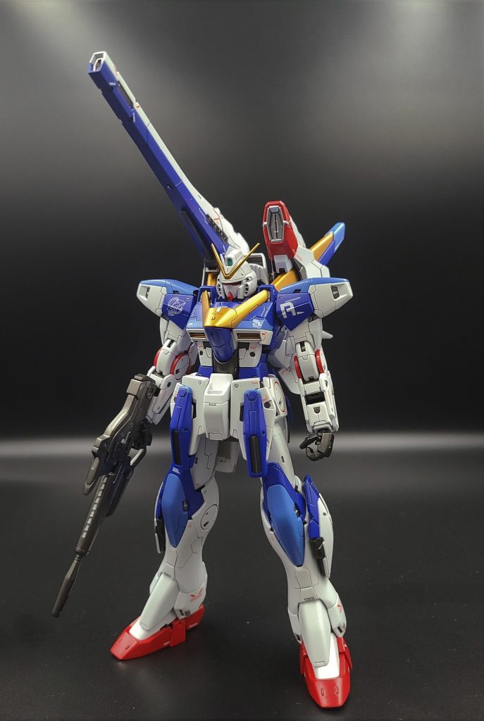 V2バスター。このキットはバスター形態が一番プロポーションが良い気がしますね。