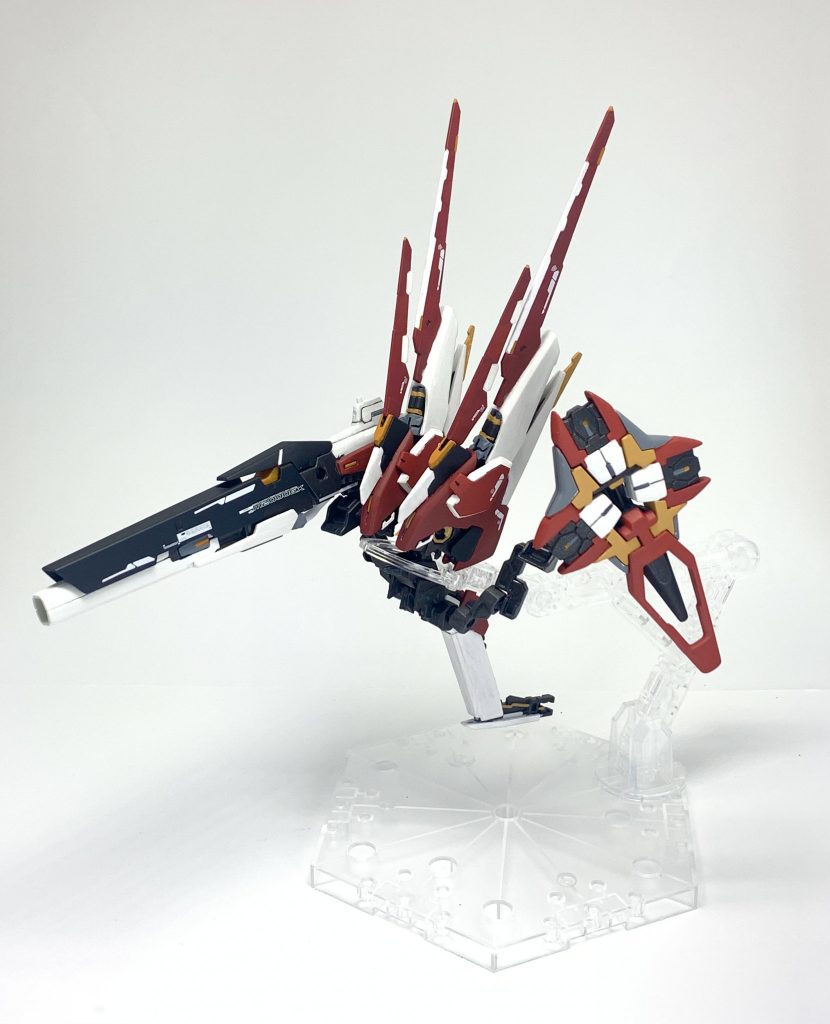 「レッドストライカー」HGセカンドvの装備をベースにミキシングパーフェクトストライクからの発展型というイメージです。