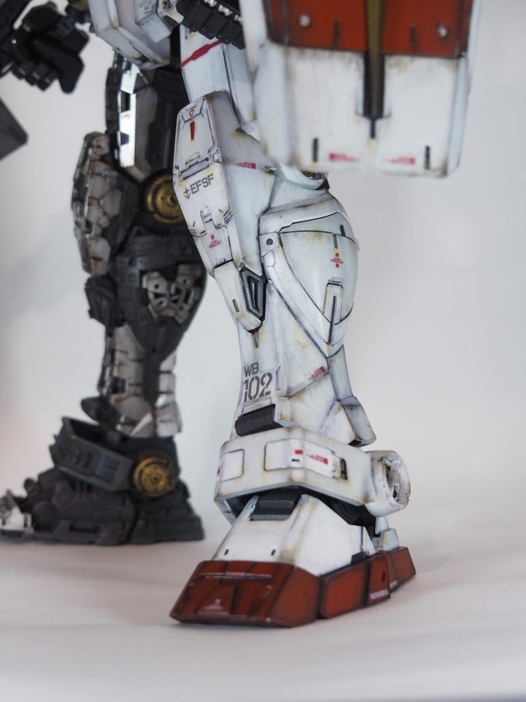 ウェザリングは、様々な色を組み合わせて単調にならないように、スケールオーバーしないように気をつけました。やりすぎず自然なウェザリングがテーマです。