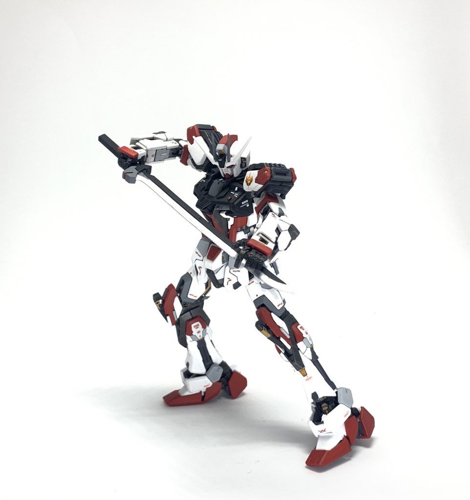 RED STRIKE–7枚目/制作者：TAMU