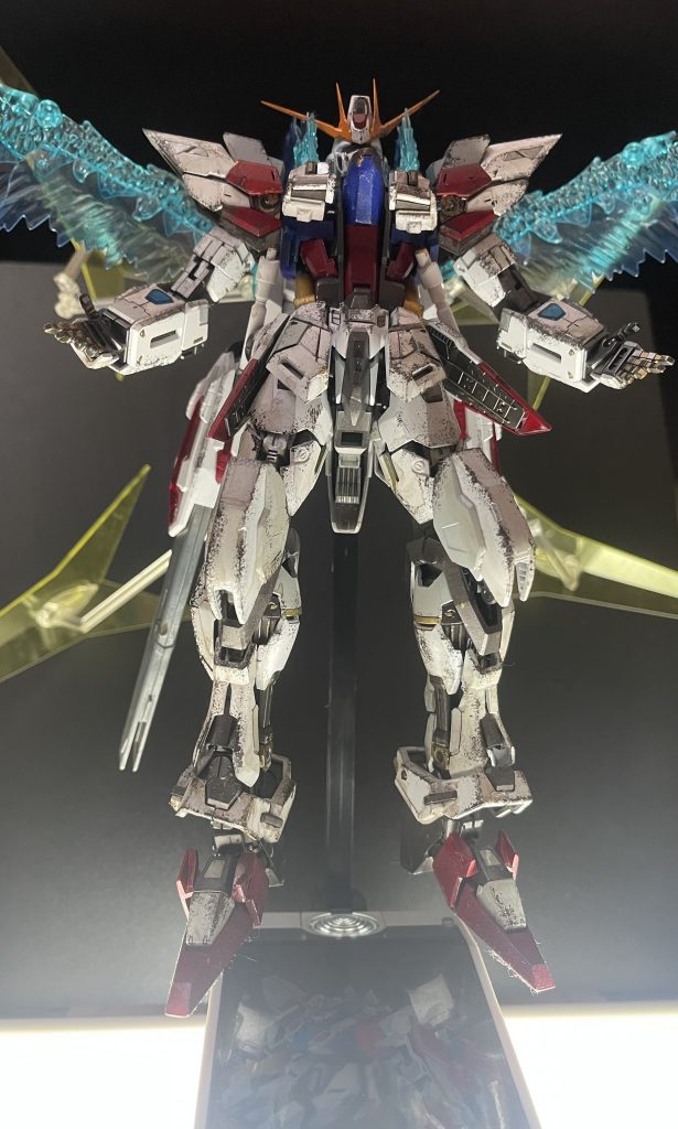 またまた下から。こっちは降臨してる感じになっててまた違った良さがありますね、まあ偶然ですが。