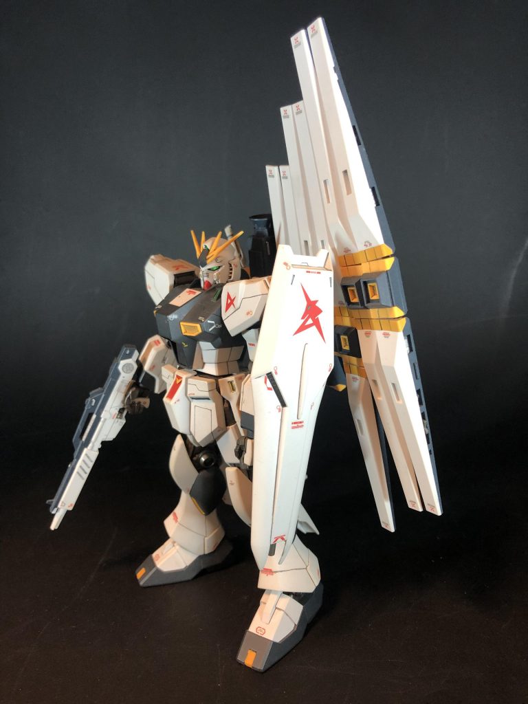 νガンダムが数あるガンダムの中で1番イケメンフェイスだと思います。