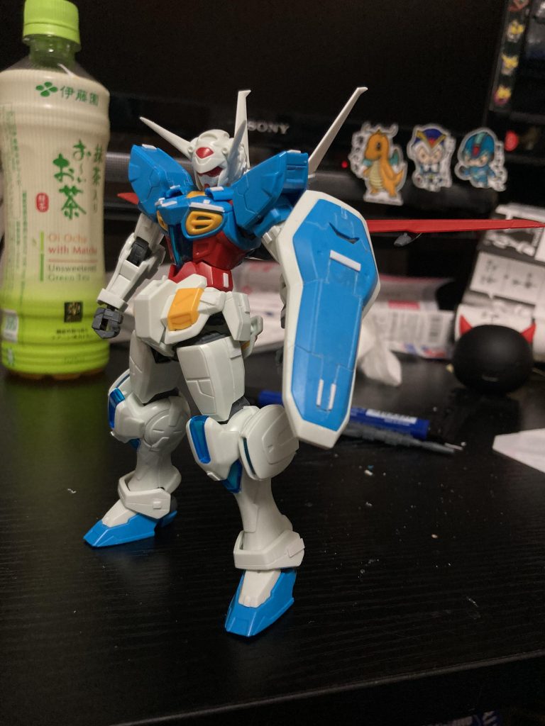 チップなどを張りモールドを彫る