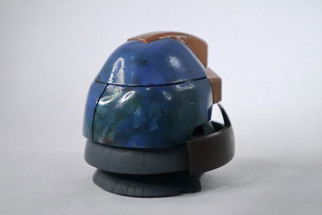 ガンダムヘッドとドムヘッド–6枚目/制作者:副店長