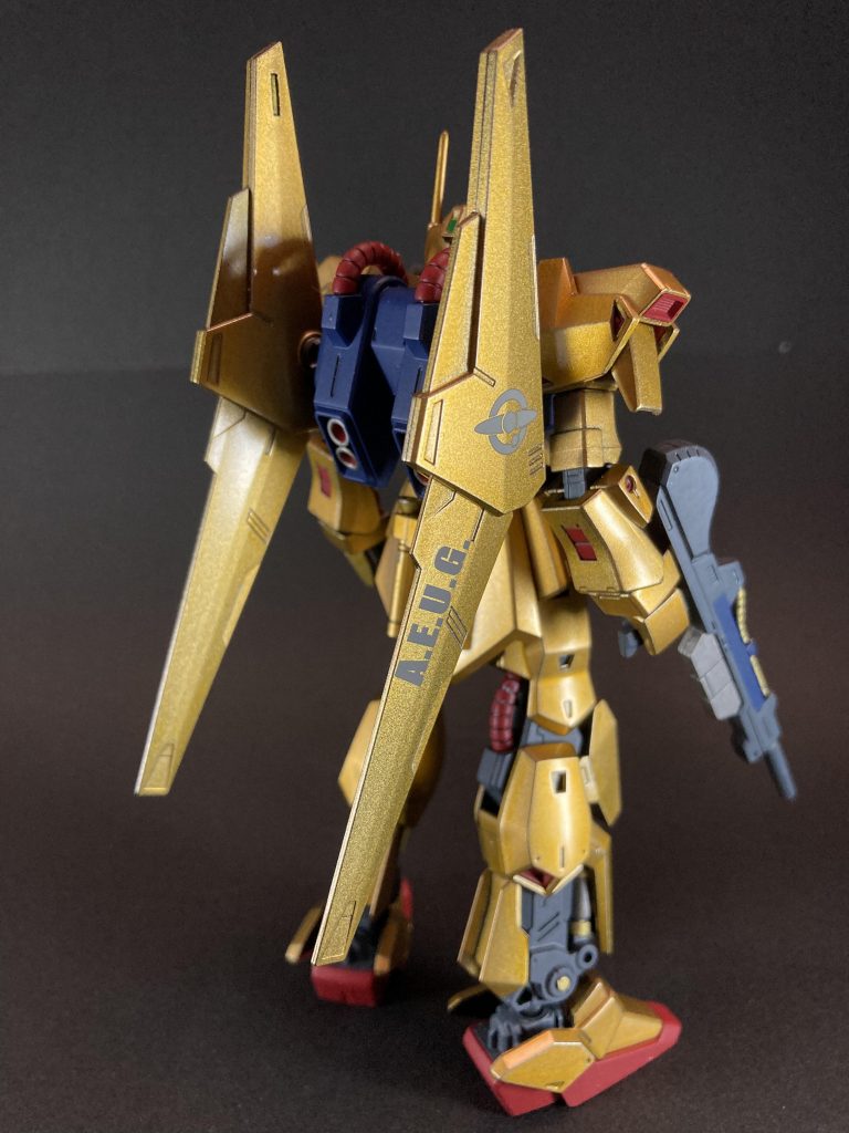 エゥーゴマークお気に入りです。下がキャンディー塗装だと映えないけど、それもまた良し