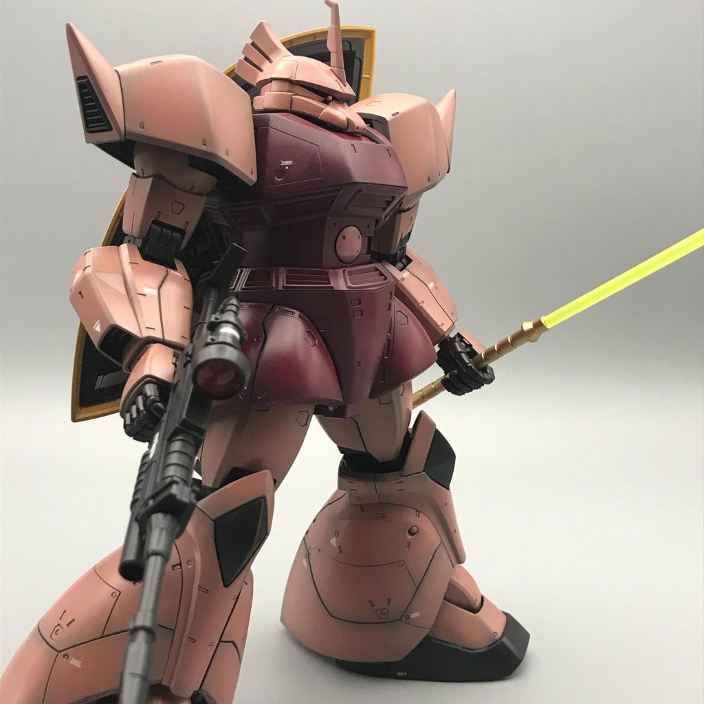 デカール控えめの仕上げで