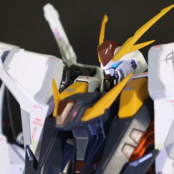 ［ΞG］クスィーガンダム