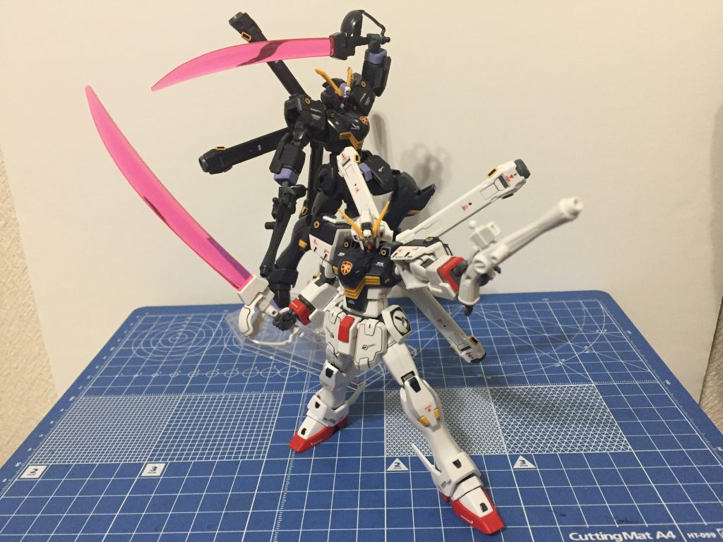 XM-X2 クロスボーン・ガンダムX2–4枚目/制作者：朝倉千代子