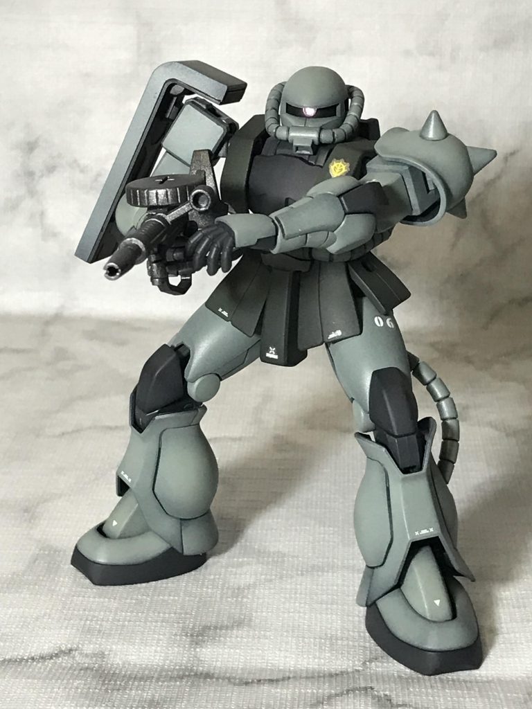 マシンガン構え