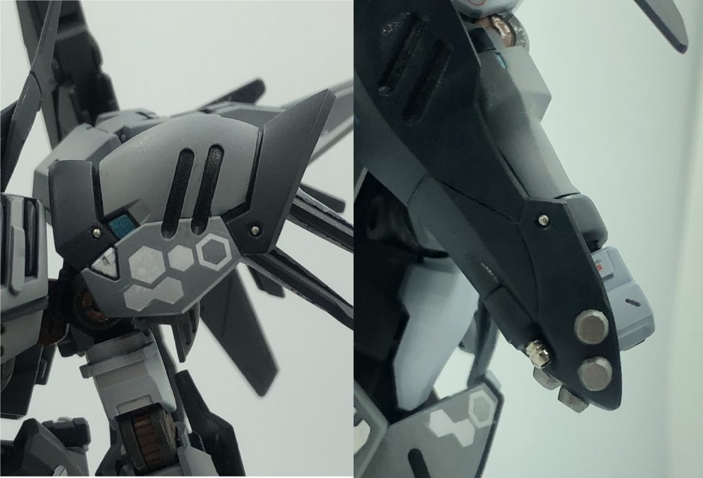 ビルドシリーズでは金属パーツを適度に使うとガンプラの性能があがるような描写があり、せっかくなので虫ピンを使ったディテールアップをしてみました。また、金属スラスターのノズル部分を流用して、腕部機関砲もディテールアップしています。ビルドストライクのように、射撃の精度や威力があがるかも?