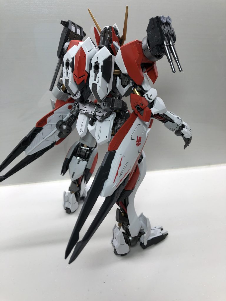 MG ガンダムバルバトスサープラス–3枚目/制作者：maru