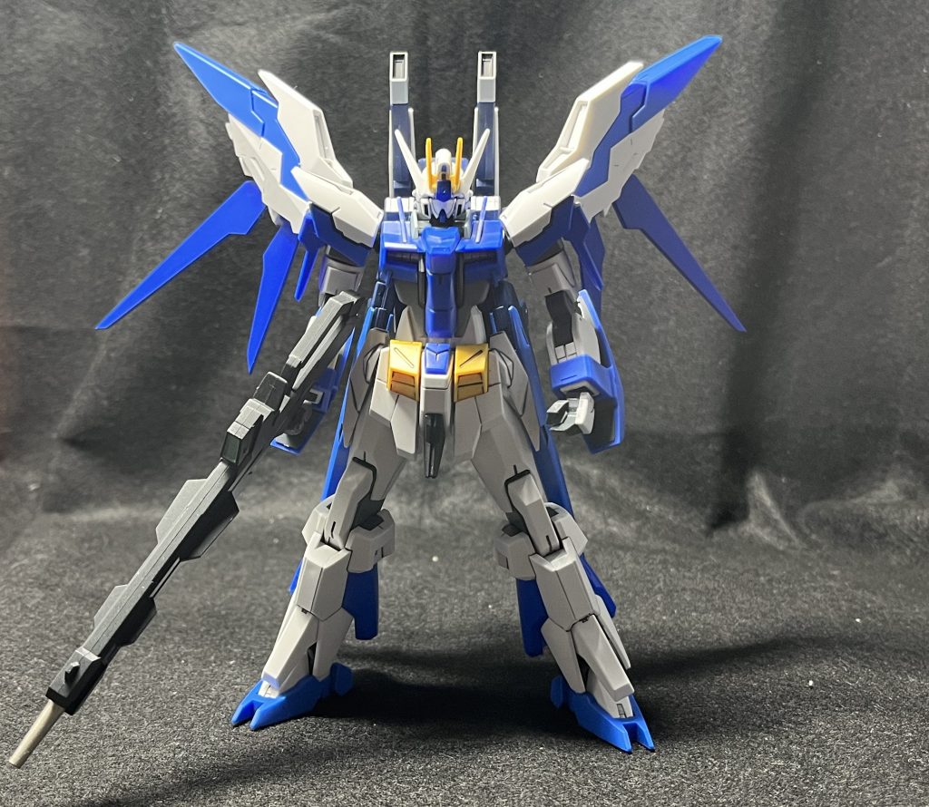 前面。名前のイクスノヴァは「Extraordinary(並外れた)」と「Nova(新星)」の組み合わせで作った造語。ゼノはそのまま「Xeno(異種の)」から来ています。