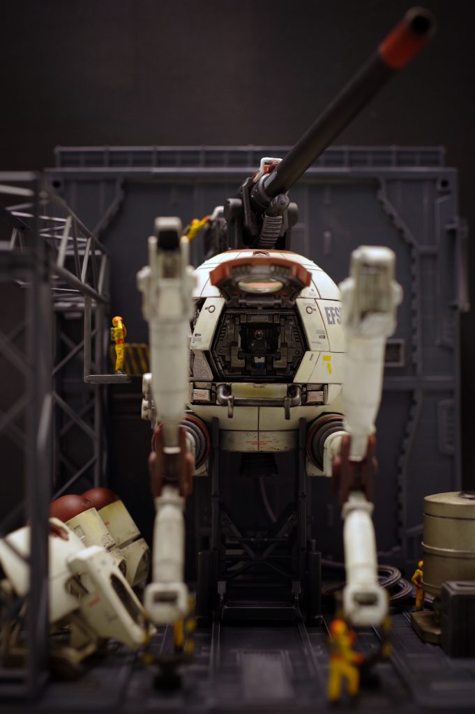 攻め落としたソロモンで、最後の戦いに備える「丸い棺桶」のイメージです。