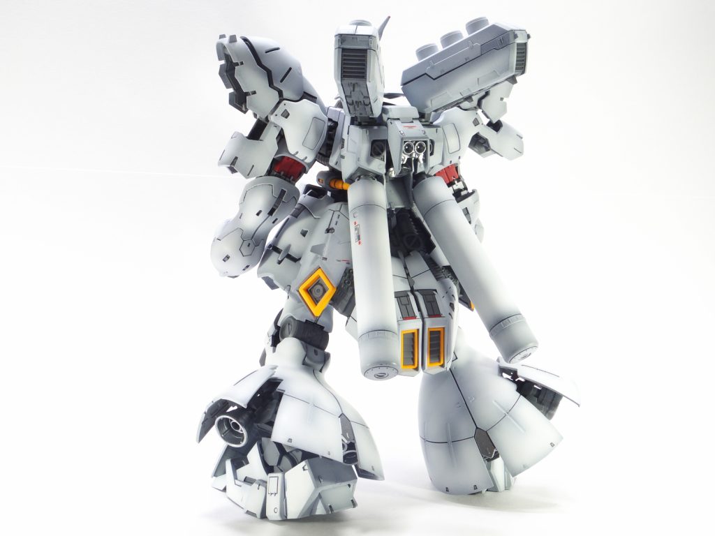 RG サザビー–3枚目/制作者：gunplacraft