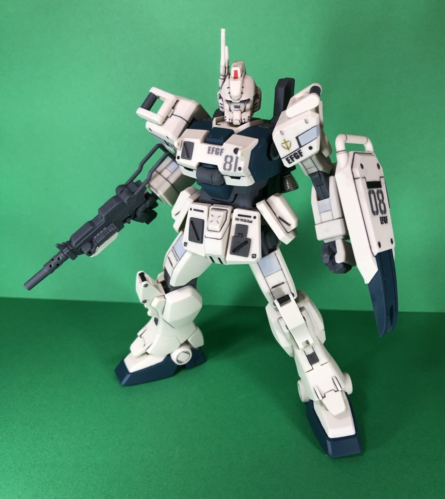 身構えるだけでさまになる力強さがいいですよね