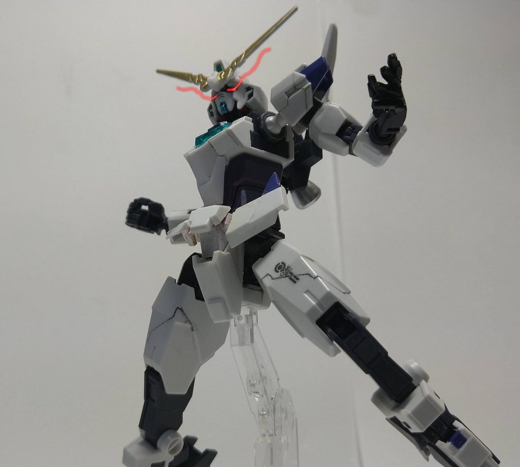 コアユニコーンガンダム(デストロイモード)NT-Dを発動したコアユニコーンガンダム。しかし、システムの制御が不可能となっていて、この状態では無差別に周囲のMSを攻撃する。制御には、専用のアーマーを装備する必要がある。