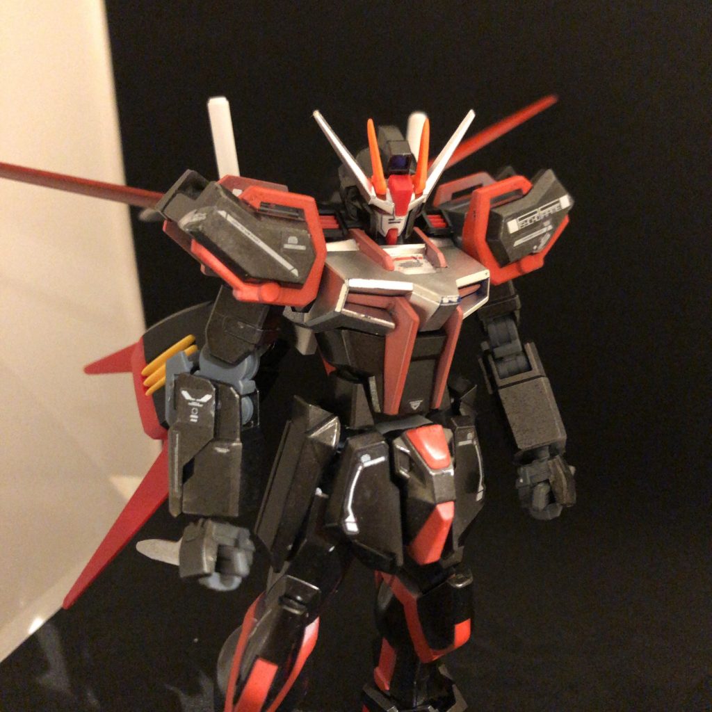 黒いストライク。アーマーシュナイダーが忍っぽい武装になってます。