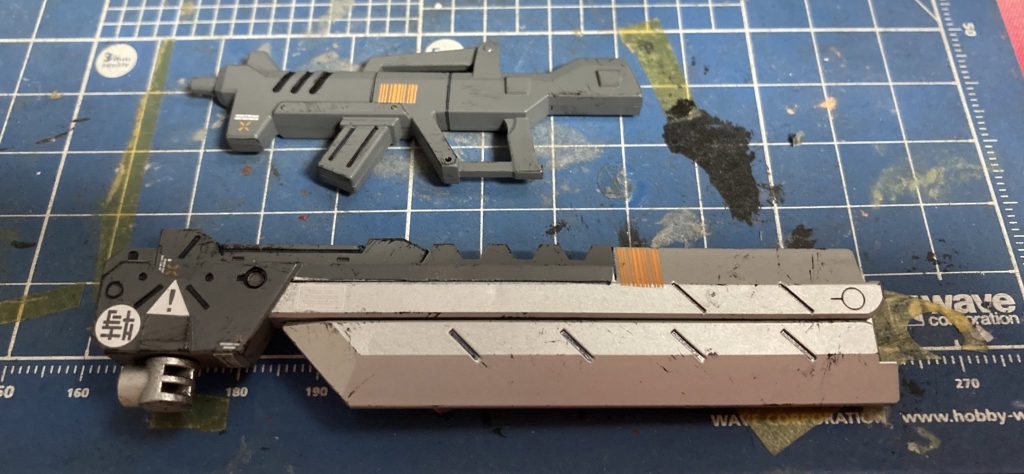 武装も全然写真残していませんでしたが全体図が見れる唯一の写真だったので備忘録的に。塗装、デカール、汚しまで終えた段階です。