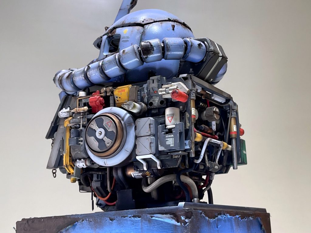 左側面、メカ部分に随分悩まされました、パイプラインや配管、細かな供給パイプラインはもう少し増やそうかなと。