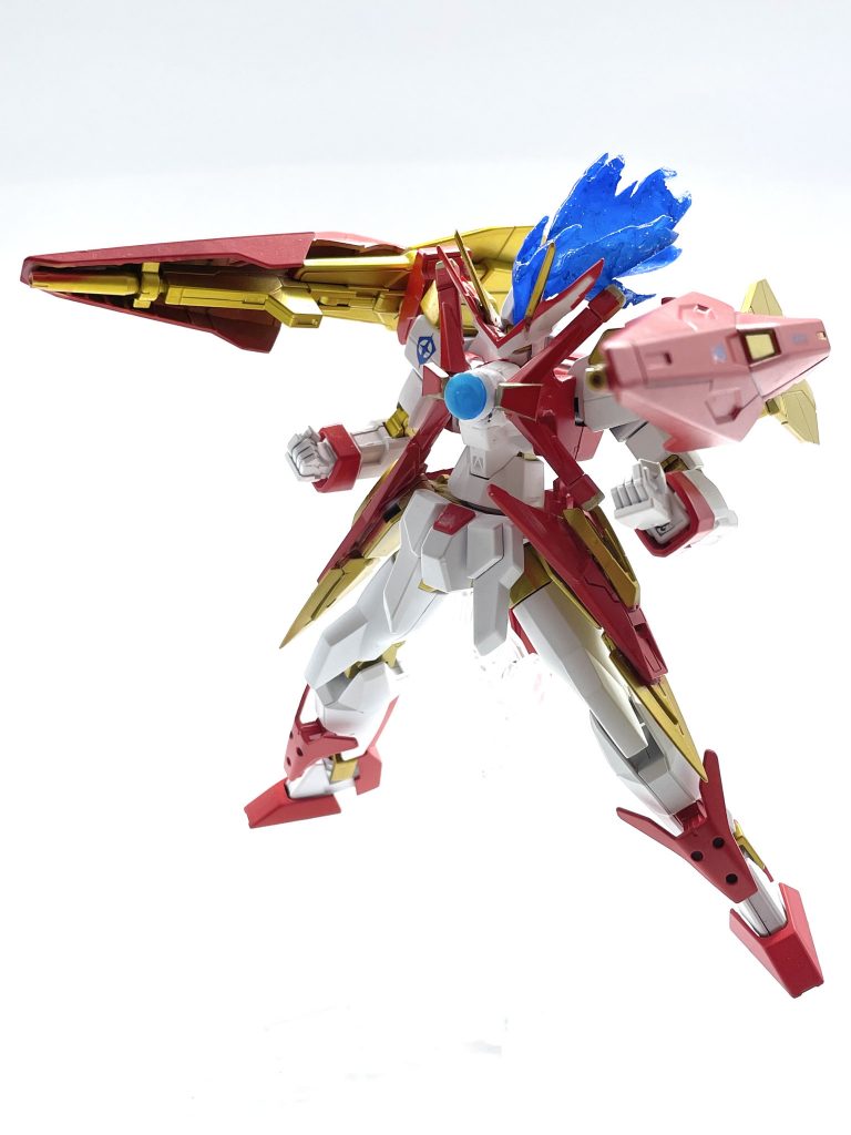 もちろん両肩のキャノンも使用可能です。