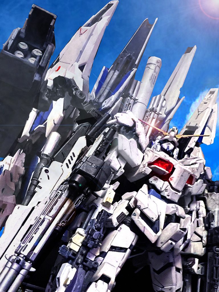 最初は武器を塗ったり追加したり装着位置を変えたりしていたが・・・