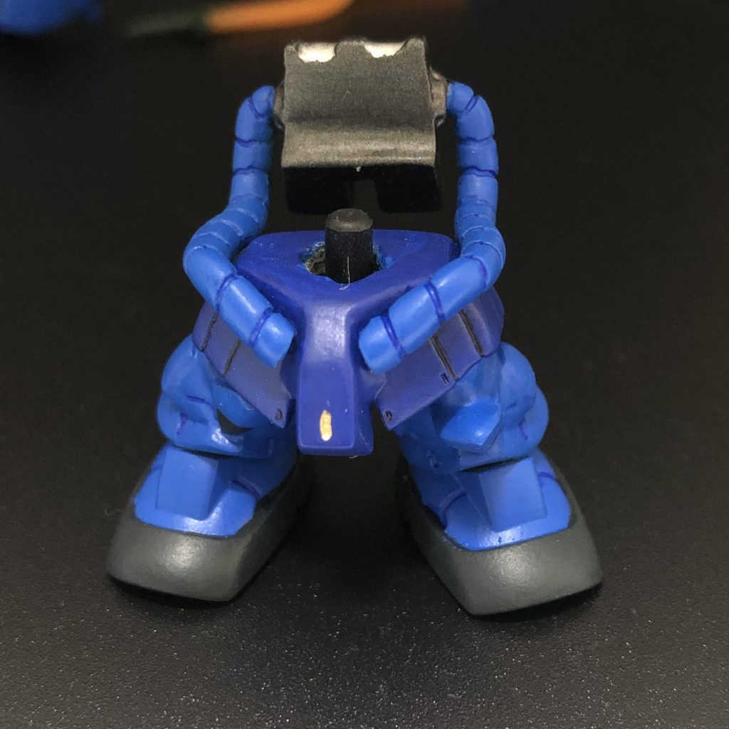 腰は【コンバージ】、足は【ガシャポン戦士f】と【アンサンブル】の物を加工!