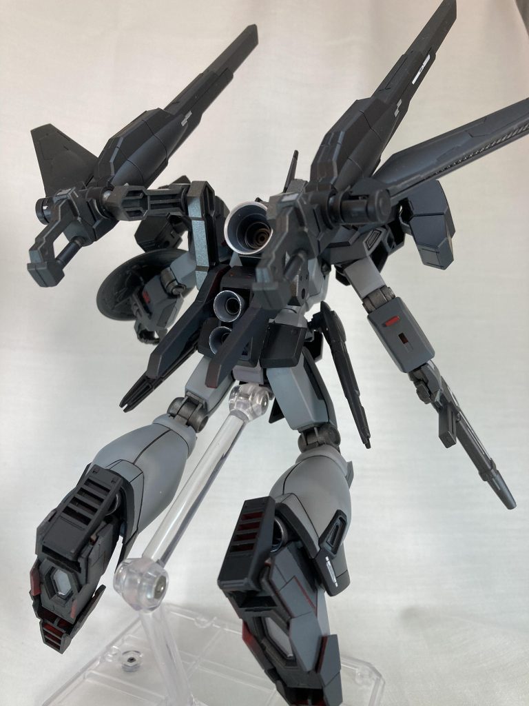 最後に背面。なかなか良い情報量、何よりブースターの数が多くて好き