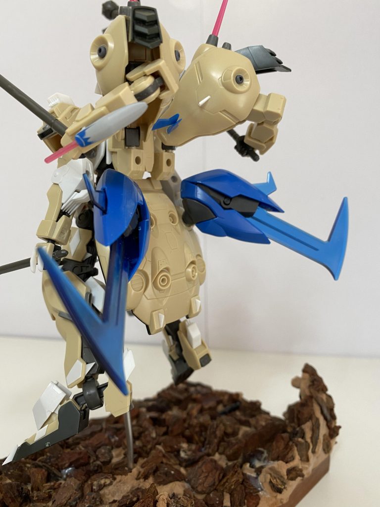 肘部分もシイタケ仕込んでいます。