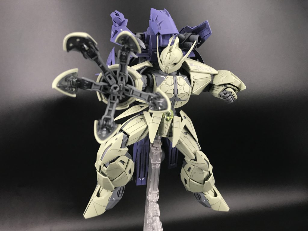 「ゴッド…フィンガァァァ！！！」サテライトシステムで蓄積したエネルギーを右腕に向ける事で発動する絶大なパワーの必殺技…という設定。