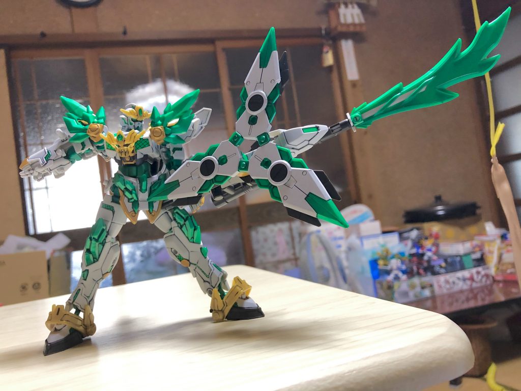 そしてメインのリアル形態…圧巻ですw何がすごいってどの形態もカッコいいということでしょうか…これは組んで良し遊んで良しの素晴らしさです…