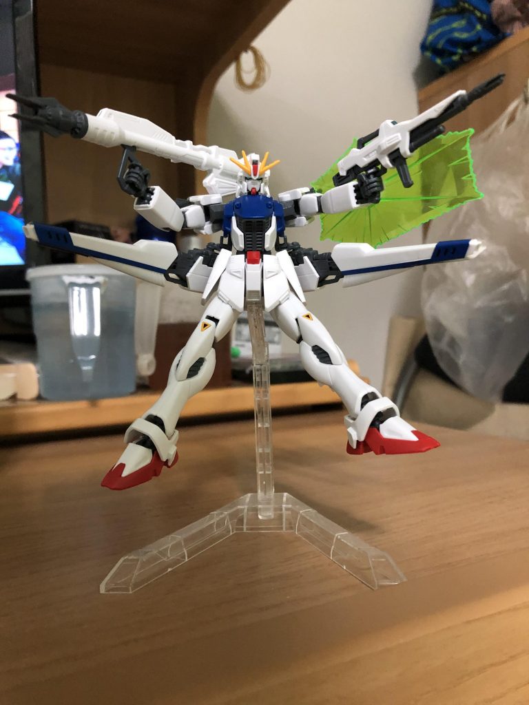 素組でのフルバースト。ヴェスバーの稼働ギミックは素晴らしいですね。