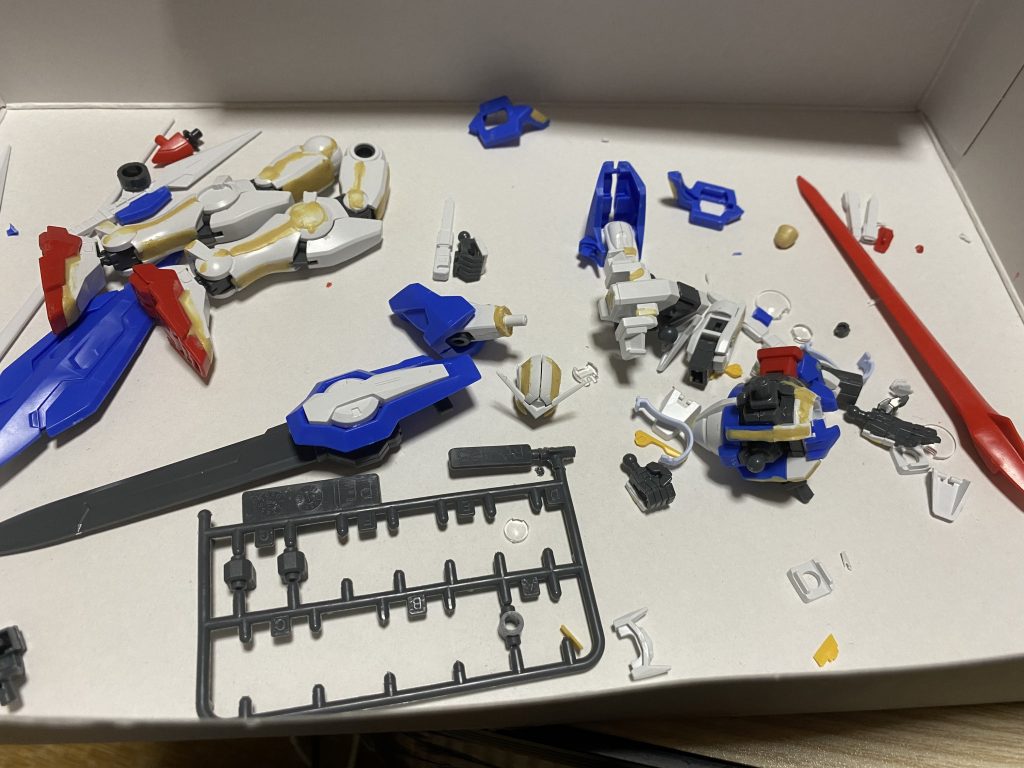 …おまけ。少し工程も。こんな風に色々埋めて、やはり大変