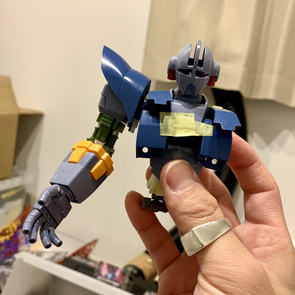 内部フレーム、下腹パーツの作成中